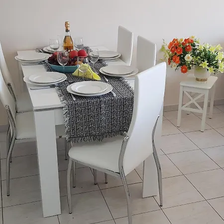 D104 Royal Seacrest Apartment Paphos