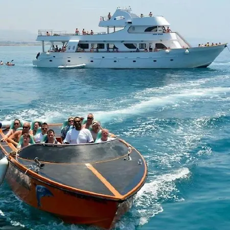 D104 Royal Seacrest * פאפוס